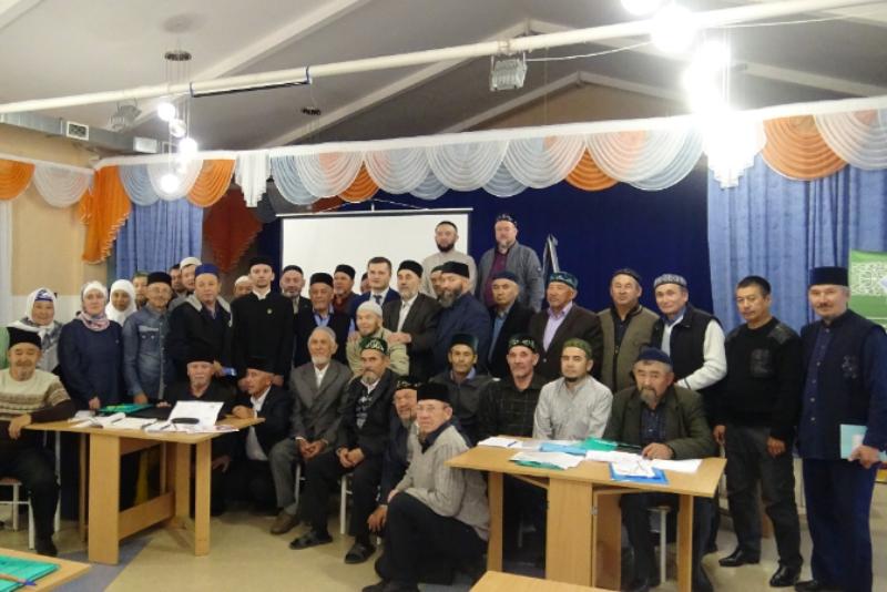 Мусульманские священнослужители прошли курсы повышения квалификации в областном центре