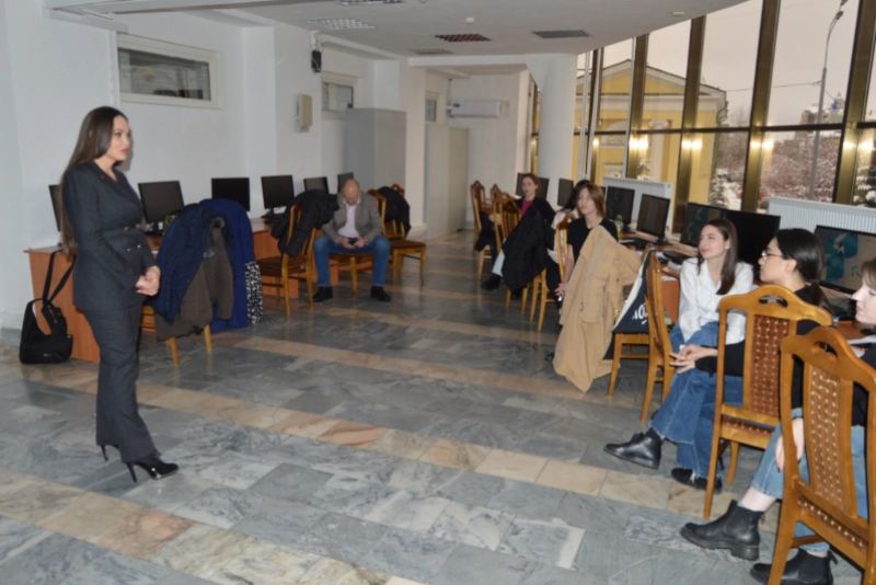 Со студентами тюменских вузов и ссузов обсудили вопросы гармонизации межэтнических отношений