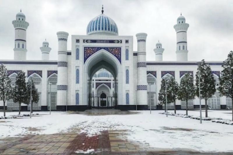 Главная мечеть Таджикистана готова к открытию