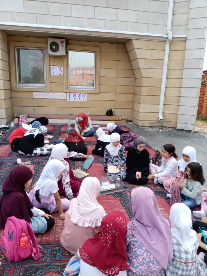 В воскресной школе «Нур» при тюменской соборной мечети подвели итоги работы детского летнего лагеря